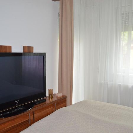 Angela Apartman Hajdúszoboszló Εξωτερικό φωτογραφία