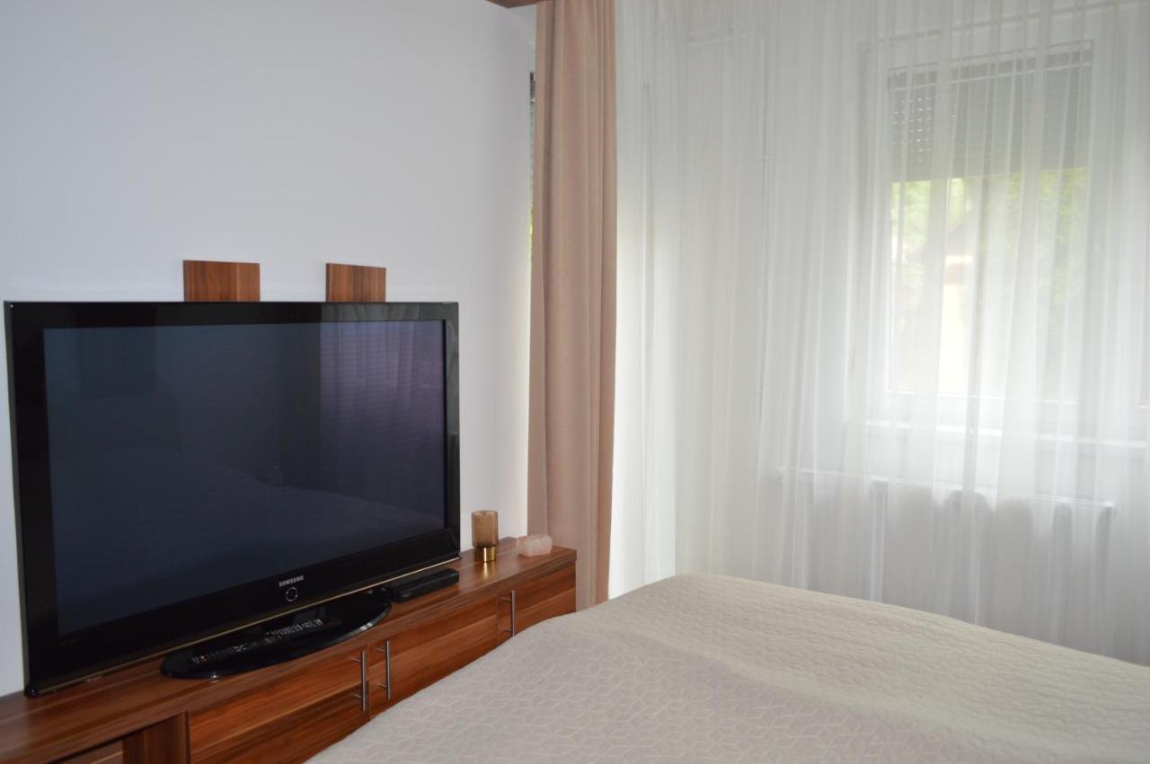 Angela Apartman Hajdúszoboszló Εξωτερικό φωτογραφία