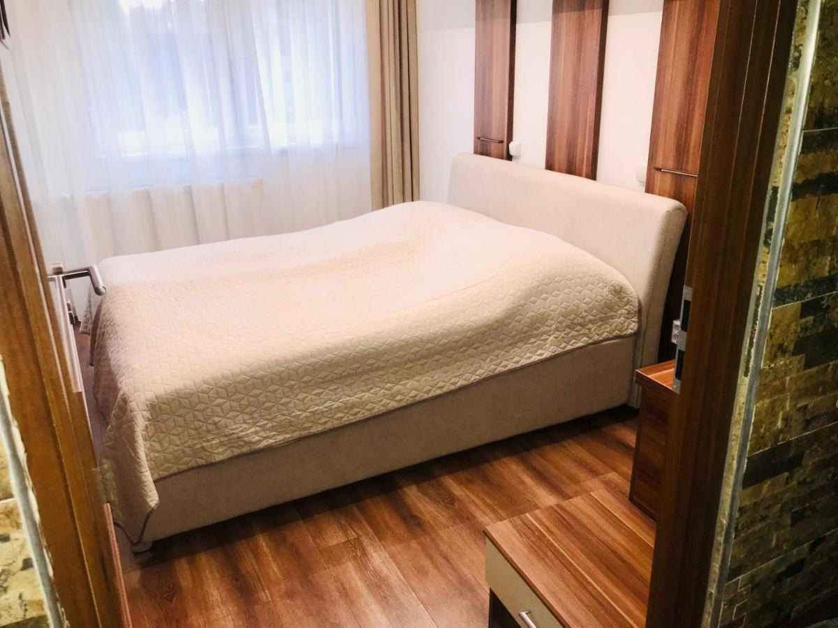 Angela Apartman Hajdúszoboszló Εξωτερικό φωτογραφία